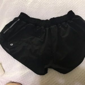 Lululemon Hotty Hot Short size 8